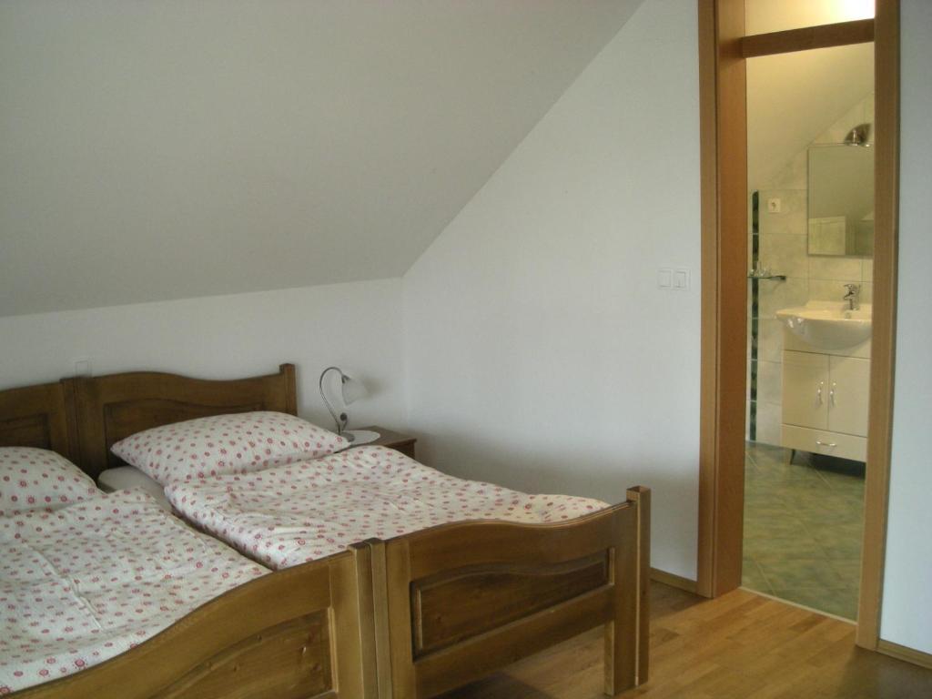 Hotel Turisticna Kmetija Logar Grahovo Habitación foto